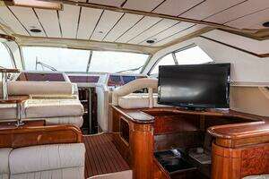1998 Ferretti Yachts 55 Motor Yacht thumbnail 16