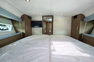 40FT (12.19M) BENETEAU