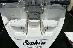 37ft Hunter Yacht For Sale