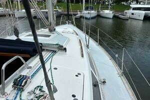 1996 Hunter 37.5 thumbnail 15