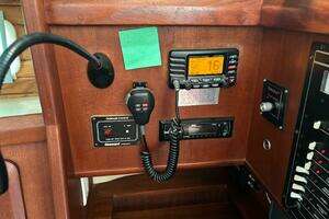 1996 Hunter 37.5 thumbnail 37
