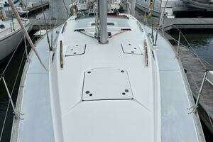 1996 Hunter 37.5 thumbnail 18