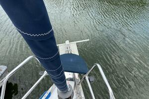 37ft Hunter Yacht For Sale