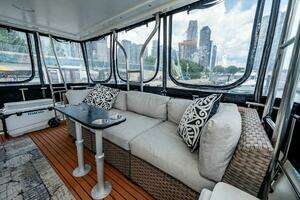 1991 Cruisers Yachts 3850 Aft Cabin thumbnail 42