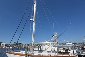 Liquid 44ft Cheoy Lee Yacht For Sale
