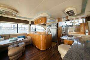 1999 Bayliner 5788 thumbnail 25