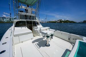 Bertram 31 Mr. Toad -Cockpit