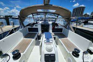2023 Jeanneau Sun Odyssey 440 thumbnail 3