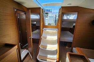 2023 Jeanneau Sun Odyssey 440 thumbnail 20