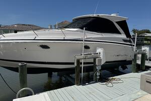 35ft Regal Yacht For Sale