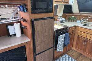 1998 Mainship 350 thumbnail 15