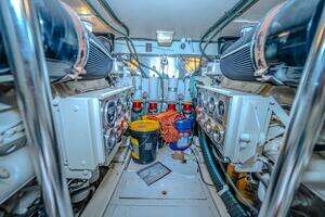 1997 Ocean Yachts 60 Super Sport  EB thumbnail 22