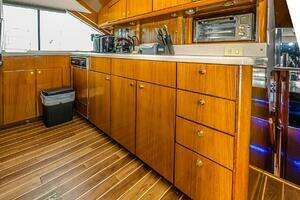 1997 Ocean Yachts 60 Super Sport  EB thumbnail 19