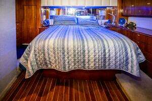 1997 Ocean Yachts 60 Super Sport  EB thumbnail 18