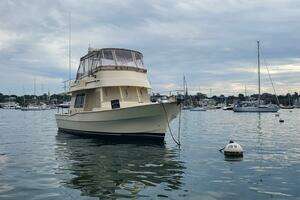 2004 Mainship 400 Trawler thumbnail 9