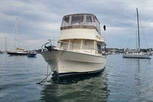 2004 Mainship 400 Trawler thumbnail 8