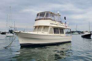 2004 Mainship 400 Trawler thumbnail 7