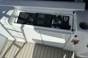 2006 Hatteras Yachts 68 Convertible Big Game