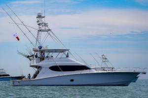 2006 Hatteras Yachts 68 Convertible Big Game