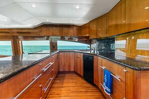 2006 Hatteras 68 CNV Big Game