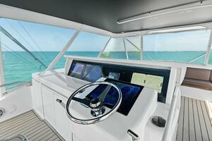 2006 Hatteras 68 CNV Big Game