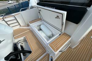 In Stock 2024 Nimbus C9 136 30ft Nimbus Yacht For Sale