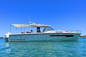 In Stock 2024 Nimbus T11 260 40ft Nimbus Yacht For Sale