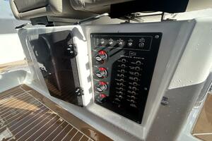 In Stock 2024 Nimbus T9 142 30ft Nimbus Yacht For Sale