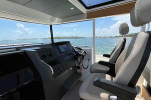 In  Stock 2025 Nimbus C11 086 40ft Nimbus Yacht For Sale