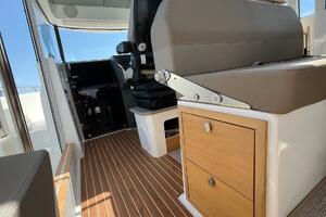 In  Stock 2025 Nimbus C11 086 40ft Nimbus Yacht For Sale