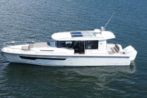 In  Stock 2025 Nimbus C11 086 40ft Nimbus Yacht For Sale