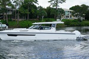 In Stock 2025 Nimbus W11 60 40ft Nimbus Yacht For Sale