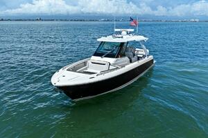 2021 Tiara Yachts 34 Sport LS - Profile