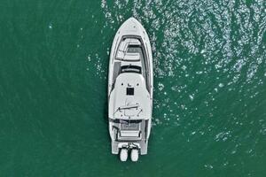 2021 Tiara Yachts 34 Sport LS - Profile