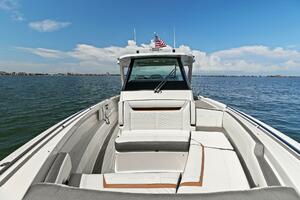 2021 Tiara Yachts 34 Sport LS - Bow Seating