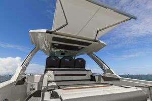 2021 Tiara Yachts 34 Sport LS - Stern