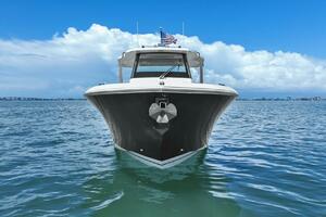 2021 Tiara Yachts 34 Sport LS - Profile