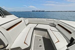 2021 Tiara Yachts 34 Sport LS - Bow Seating