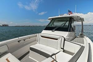 2021 Tiara Yachts 34 Sport LS - Bow Seating
