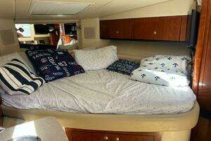 2007 Sea Ray 310 Sundancer thumbnail 10