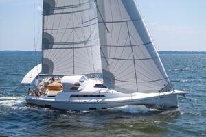 42ft Grand Soleil Yacht For Sale