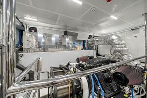 Outboard Stbd. Engine 