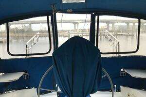 1995 Catalina 42 Mk II thumbnail 16