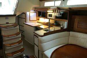 1995 Catalina 42 Mk II thumbnail 26