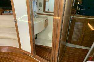 1995 Catalina 42 Mk II thumbnail 30