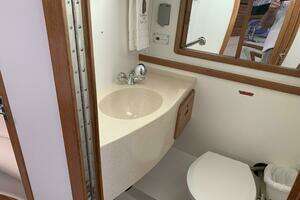 1995 Catalina 42 Mk II thumbnail 32