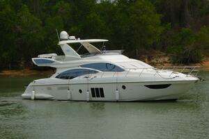 Azimut 2011 Azimut 58 Fly Yacht For Sale in Phuket 