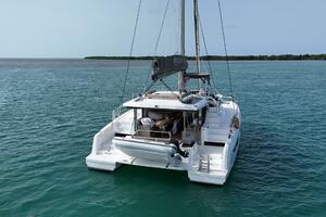 TAMBOO Worth Avenue Yachts