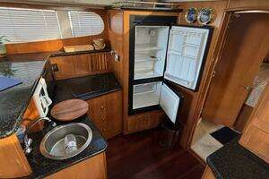 2001 Carver 396 Aft Cabin MY thumbnail 56