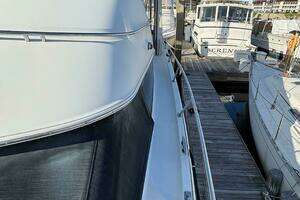 2001 Carver 396 Aft Cabin MY thumbnail 10
